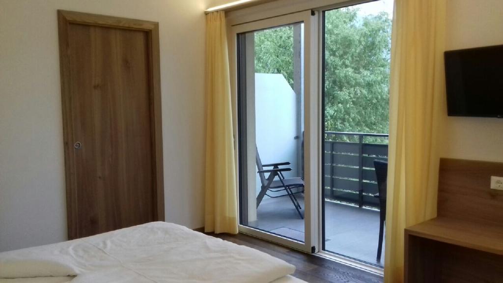 Garni Raffein Hotel Лана Екстериор снимка